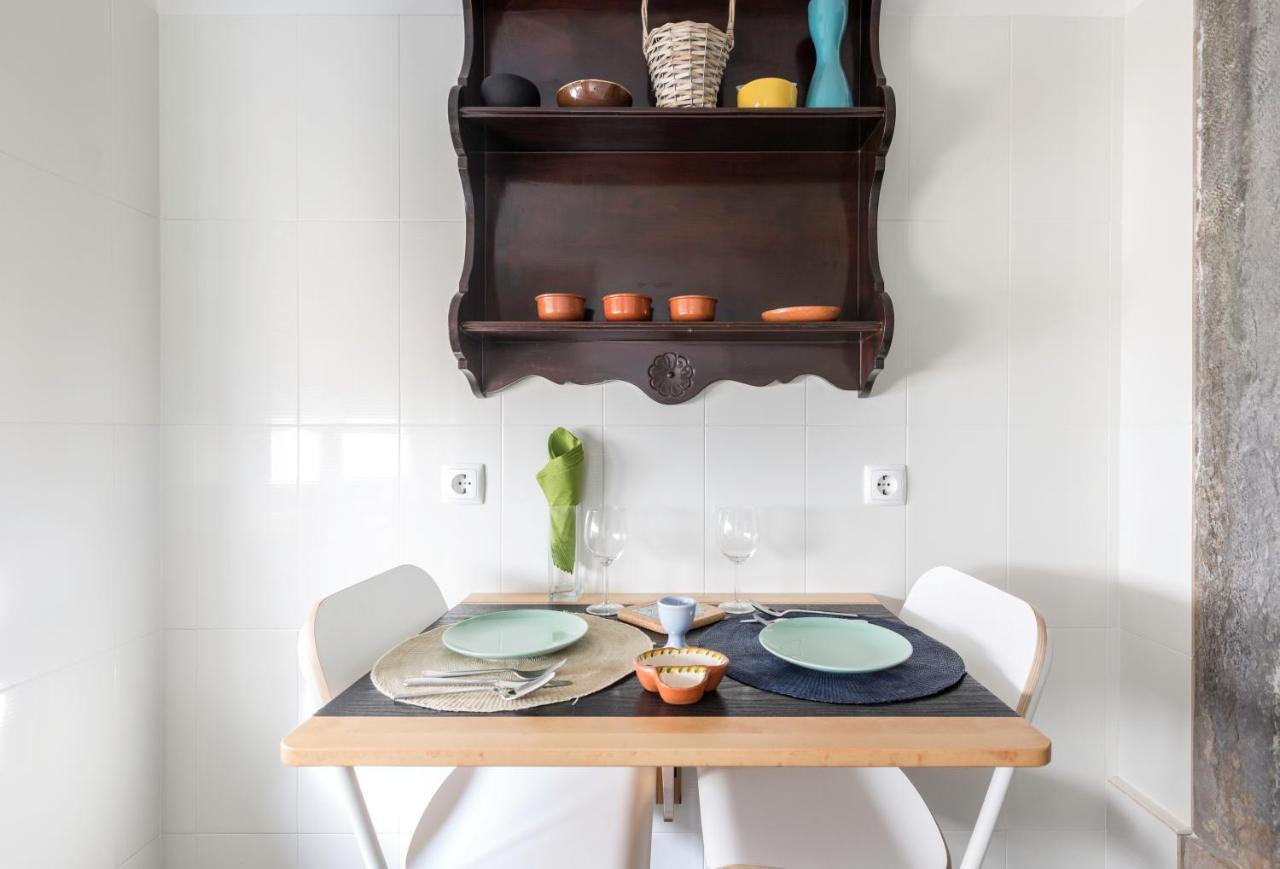 Charming Guest House In A 19Th Century Building Lisbon Exterior photo
